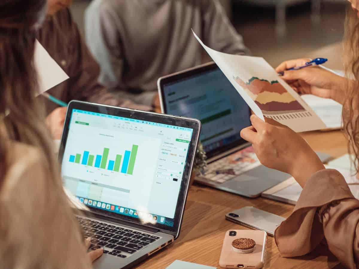 Analyse de marché et ciblage de prospects